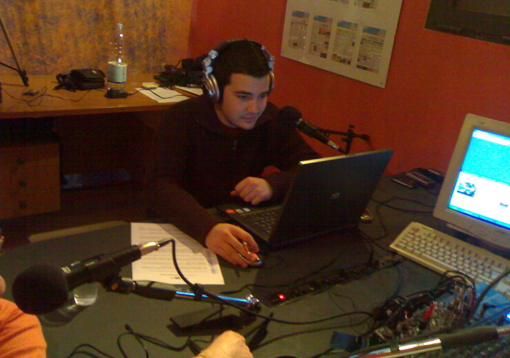 13122007167.jpeg
