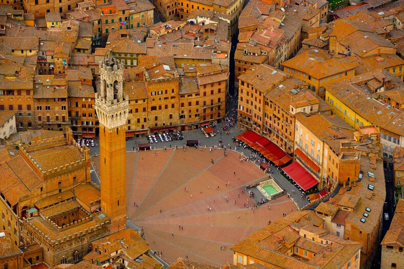 piazza-campo.jpeg piazza-campo.jpeg