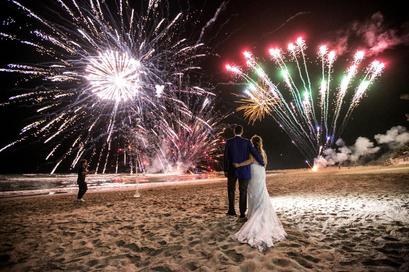 fuochi-artificio-fx-napoli.jpg fuochi-artificio-fx-napoli.jpg