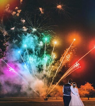 fuochi-artificio-matrimoni-aziende-concerti-fx-napoli.jpg fuochi-artificio-matrimoni-aziende-concerti-fx-napoli.jpg