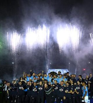 fuochi-artificio-matrimoni-aziende-concerti-fx-napoli.jpg fuochi-artificio-matrimoni-aziende-concerti-fx-napoli.jpg