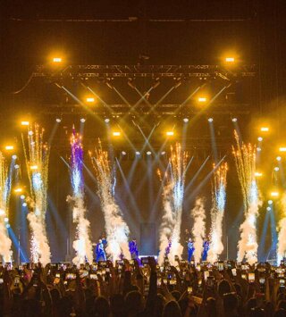 fuochi-artificio-matrimoni-aziende-concerti-fx-napoli.jpg fuochi-artificio-matrimoni-aziende-concerti-fx-napoli.jpg