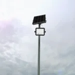 faro-led-solare-con-telecomando-e-sensore-crepuscolare-cct-2000k-8000k-ip65