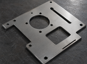 Elementi metallici su misura Elementi metallici su misura