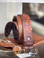 cintura-in-cuoio-marrone-stampata-con-decorazione-floreale-arancio