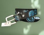 cintura-in-cuoio-nero-decorazioni-floreale-azzurra