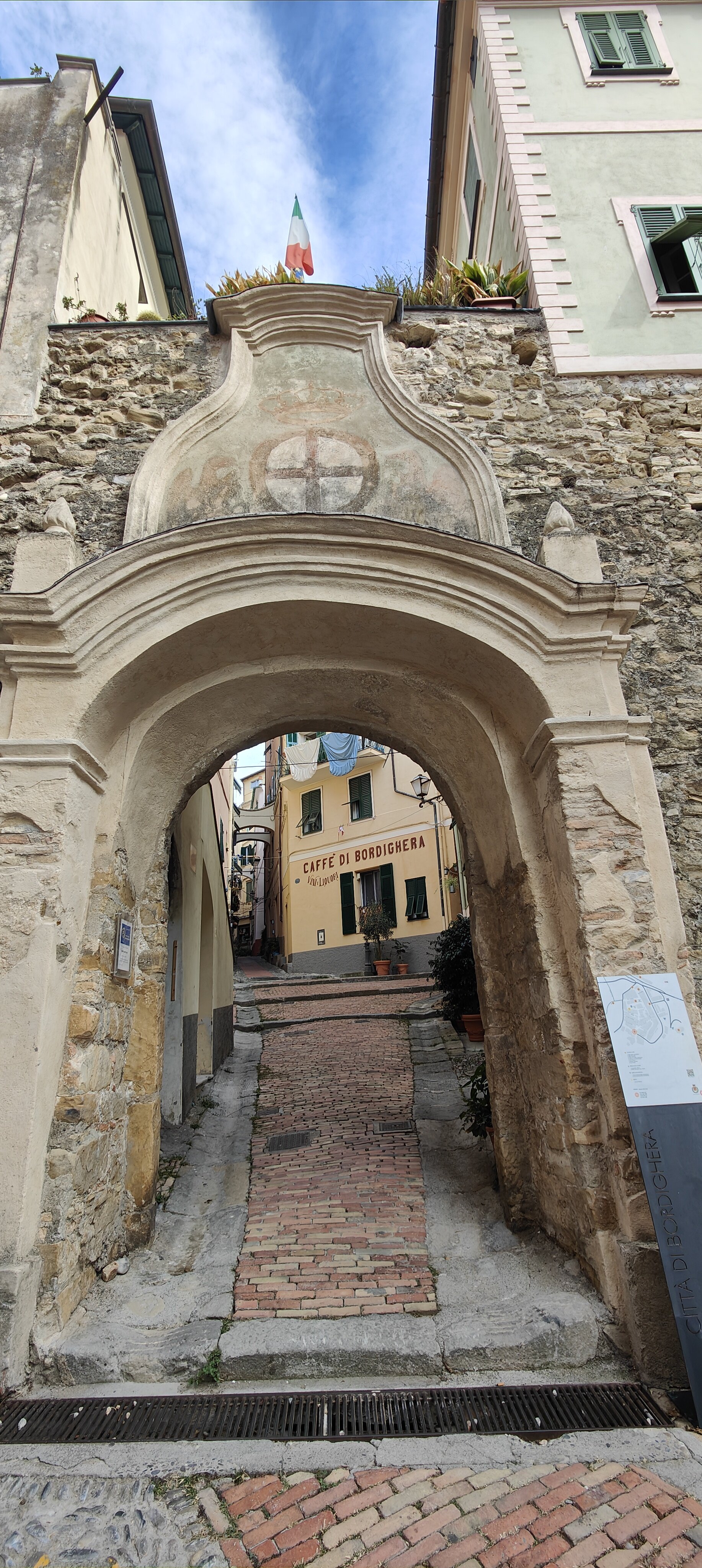 bordighera_alta.jpeg bordighera_alta.jpeg