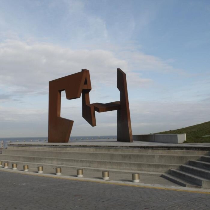 03-chillida-atlas-of-san-sebastian.jpeg orge Oteiza, Scultura Vuota, San Sebastian, 2009