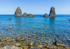 dove-andare-al-mare-vicino-a-catania-768x538-jpeg