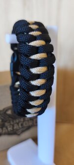 bracciale-super-paracord-black-gold-edition-eleganza-tattica
