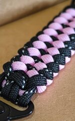 portachiavi-super-paracord-tactical-pink-black-reflective