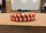 bracciale-paracord-550-artigianale-spirale-rosso-e-bianco