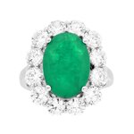 anello-ovale-verde-smeraldo-contornato-da-cubic-zirconia-bianchi-in-argento-925-galvanica-rodio