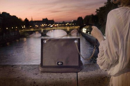 shaharazad tortora su ponte indossata.jpeg shaharazad tortora su ponte indossata.jpeg