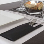 tovaglioli-pocket-in-carta-a-secco-piegati-a-tasca-30x40-50-pezzi