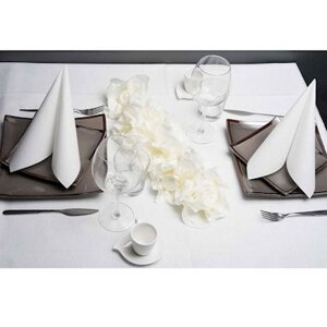 tovaglie-in-tnt-vari-colori-140x140-cm-25-pezzi