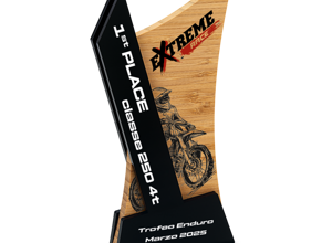 mcr-57-trofeo-in-plexiglass-e-bamboo-personalizzato mcr-57-trofeo-in-plexiglass-e-bamboo-personalizzato
