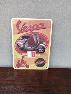 25032 cal,vespa.jpeg