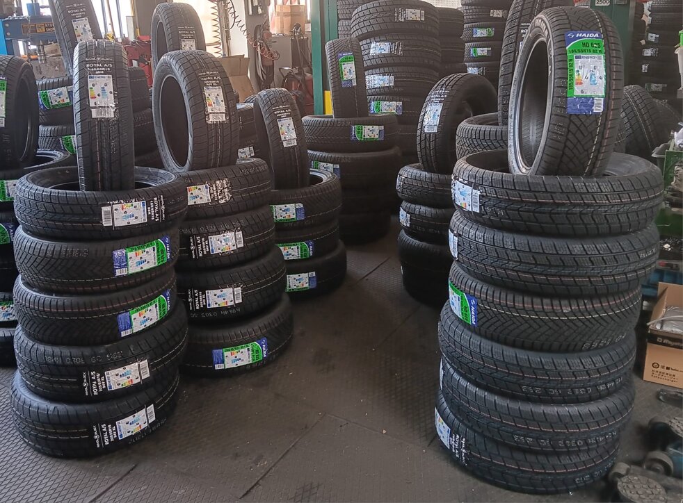 foto gomme officina.jpeg