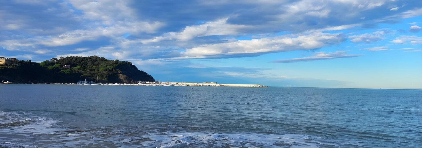 sfondo-mare_b2.jpeg sfondo-mare_b2.jpeg