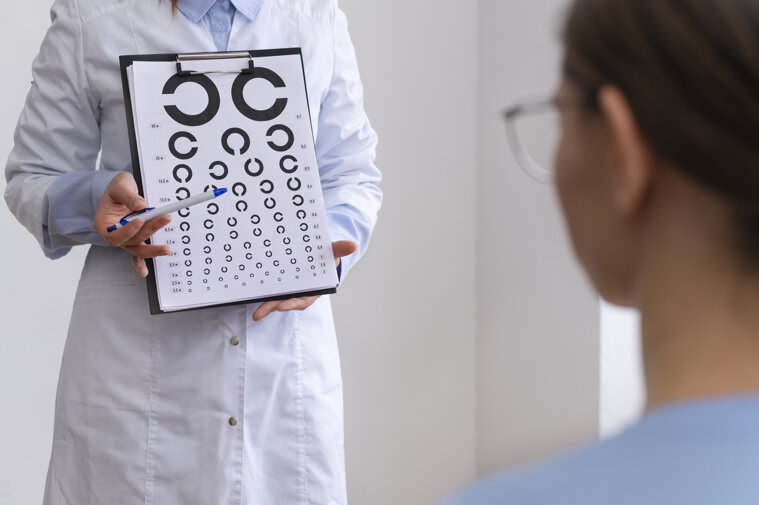 doctor-testing-patient-eyesight.jpeg doctor-testing-patient-eyesight.jpeg