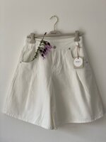 pantaloncini-jeans-bianchi