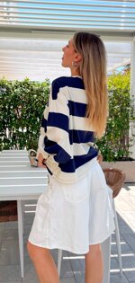 maglia-a-righe-con-maniche-a-sbuffo