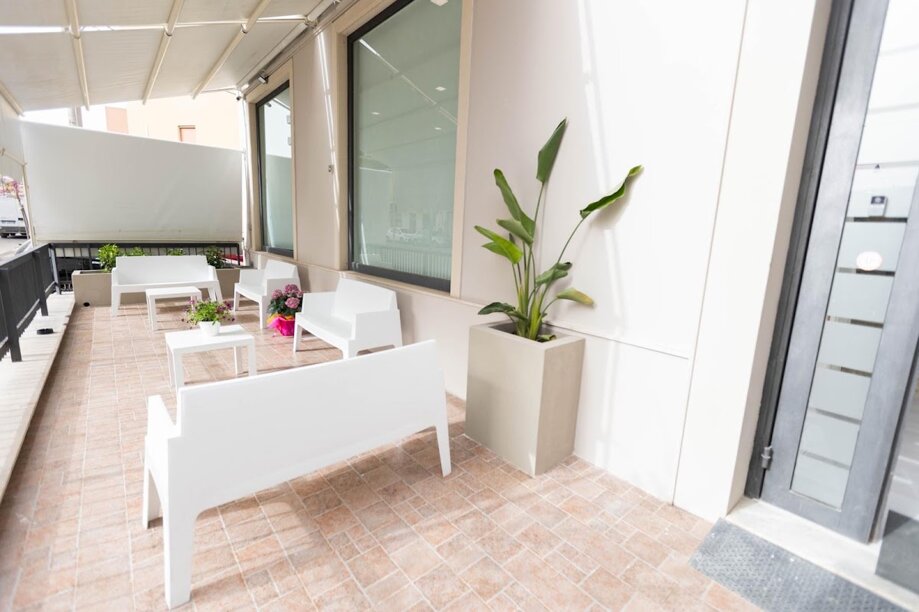 411_0ee44750fc05924d0c403455be93f8faf8146dbe