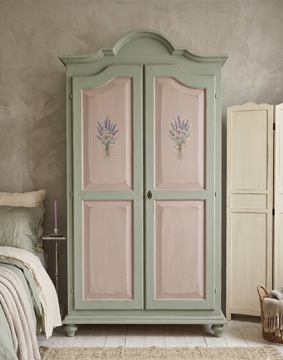 armadio da ingresso con fiori