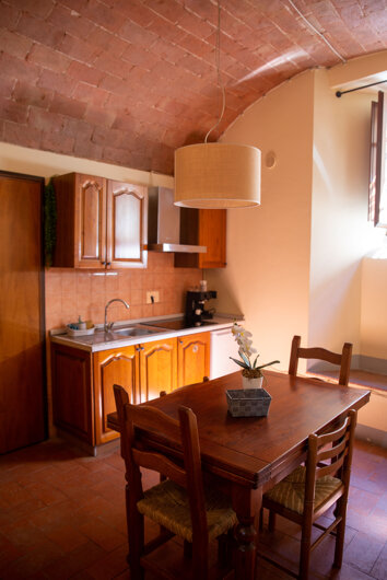 cucina completa con piano a induzione