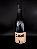 vino-rosso-ciro-doc-classico-superiore-2022-docg-vumbaca