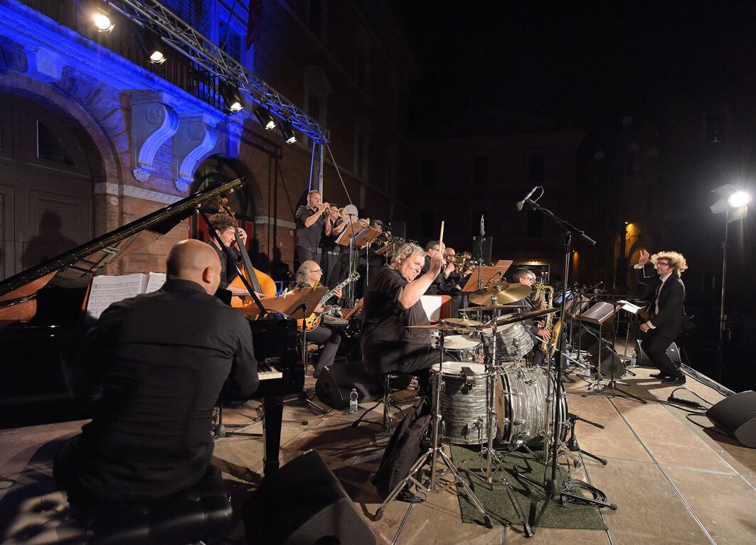 colours-jazz-orchestra_2017-jesi.jpeg