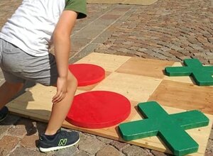 scacchi-per-bambini-mano-pezzi.jpeg scacchi-per-bambini-mano-pezzi.jpeg