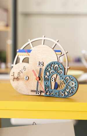 orologio in legno