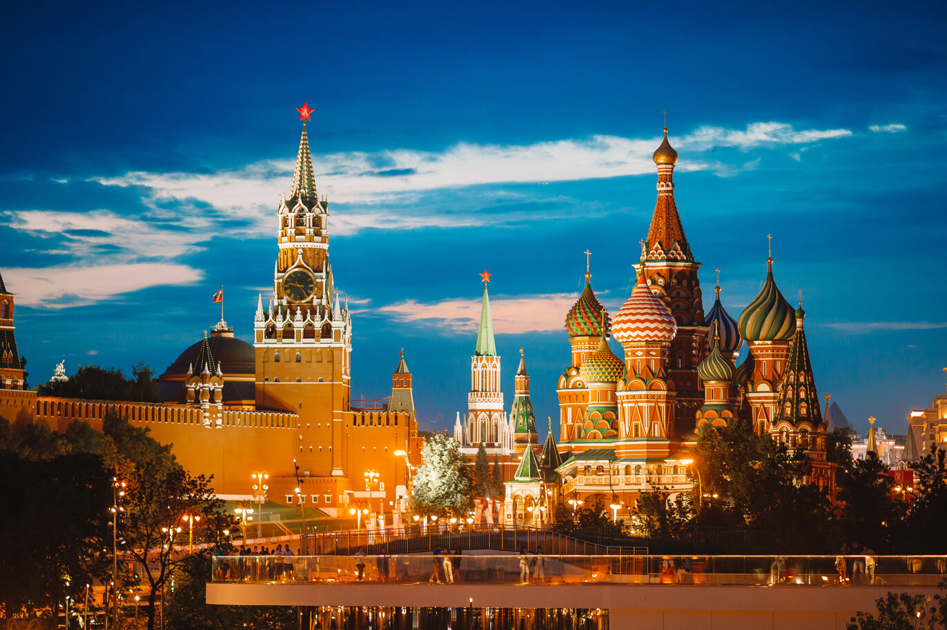 panoramic-view-of-moscow-landmark-during-sunset-fr-2026-01-08-00-16-47-utc.jpeg