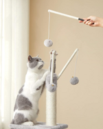 feandrea-tiragraffi-per-gatti-albero-per-gatti-grotta-per-gattini-micini-diversi-livelli-di-peluche-42-x-32-x-118-cm-graffitoio-3-bastoncini-pompom-rimovibili-grigio-chiaro-pct143w01