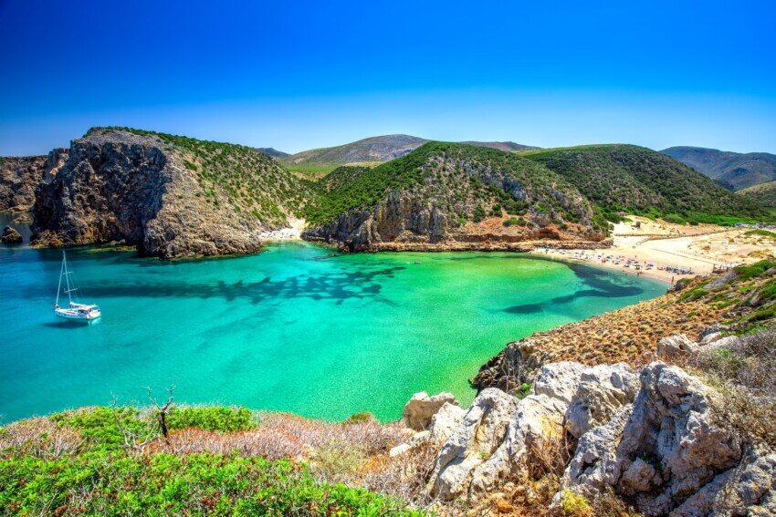 Buggerru fuori stagione &mdash; il fascino silenzioso della costa sud occidentale della Sardegna