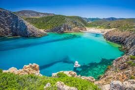 CALA DOMESTICA Una delle spiagge più suggestive del Sulcis Iglesiente CALA DOMESTICA Una delle spiagge più suggestive del Sulcis Iglesiente