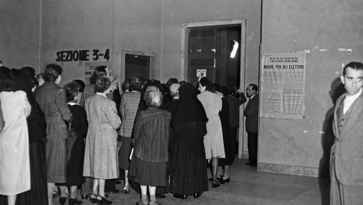 Repubblica o Monarchia? Le donne italiane al voto nel Referendum istituzionale del 2 giugno 1946 Repubblica o Monarchia? Le donne italiane al voto nel Referendum istituzionale del 2 giugno 1946