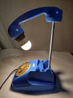 telephone-lamp-blu