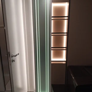 idee-illuminazione-soggiorno-flos-ambientha.webp