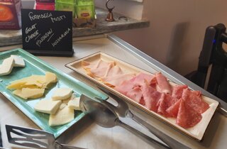 COLAZIONE