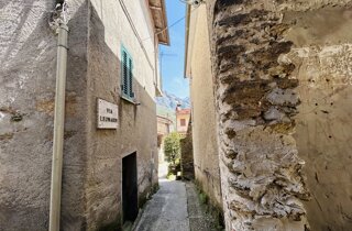 stone-basati-interrato.jpeg stone-basati-interrato.jpeg