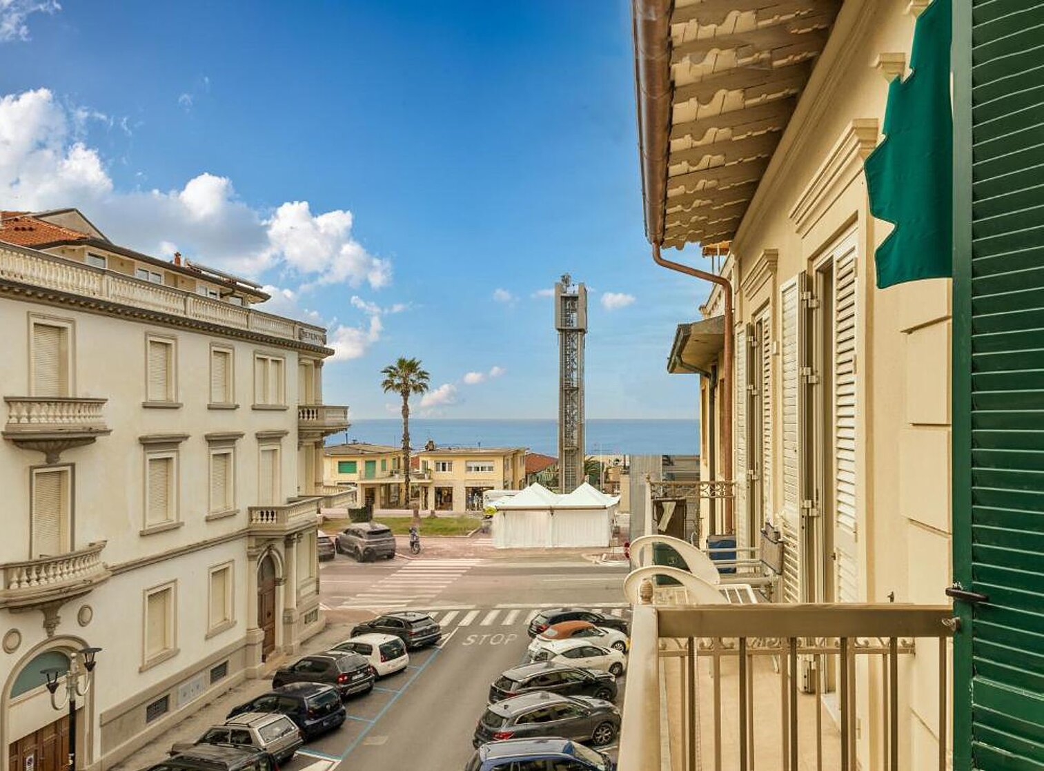 #viareggio #pietrasanta #camaiore #fortedeimarmi #versilia #viareggio #pietrasanta #camaiore #fortedeimarmi #versilia