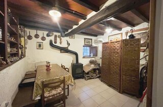strega-elfo-basati_ingresso-interno.jpeg strega-elfo-basati_ingresso-interno.jpeg