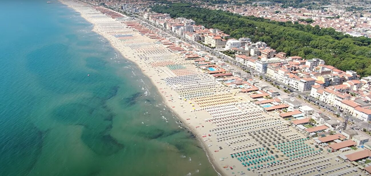 #viareggio #pietrasanta #camaiore #fortedeimarmi #versilia