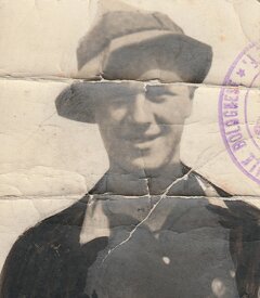 La foto del tesserino personale. La foto del tesserino personale.