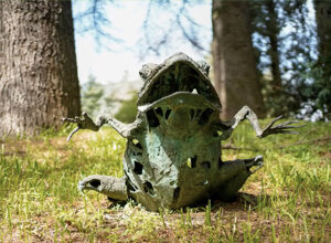 Animali, creature mostruose, primi esperimenti di scultura informale e ritratti statuari popolano il parco di villa Baldisserra a Pianoro (Bo). Animali, creature mostruose, primi esperimenti di scultura informale e ritratti statuari popolano il parco di villa Baldisserra a Pianoro (Bo).
