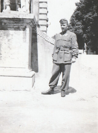 06 in libera uscita 9 maggio 1942 a roma villa borghese.jpeg 06 in libera uscita 9 maggio 1942 a roma villa borghese.jpeg