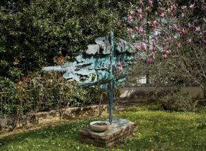 Animali, creature mostruose, primi esperimenti di scultura informale e ritratti statuari popolano il parco di villa Baldisserra a Pianoro (Bo). Animali, creature mostruose, primi esperimenti di scultura informale e ritratti statuari popolano il parco di villa Baldisserra a Pianoro (Bo).
